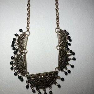 Paparazzi Necklace Set
